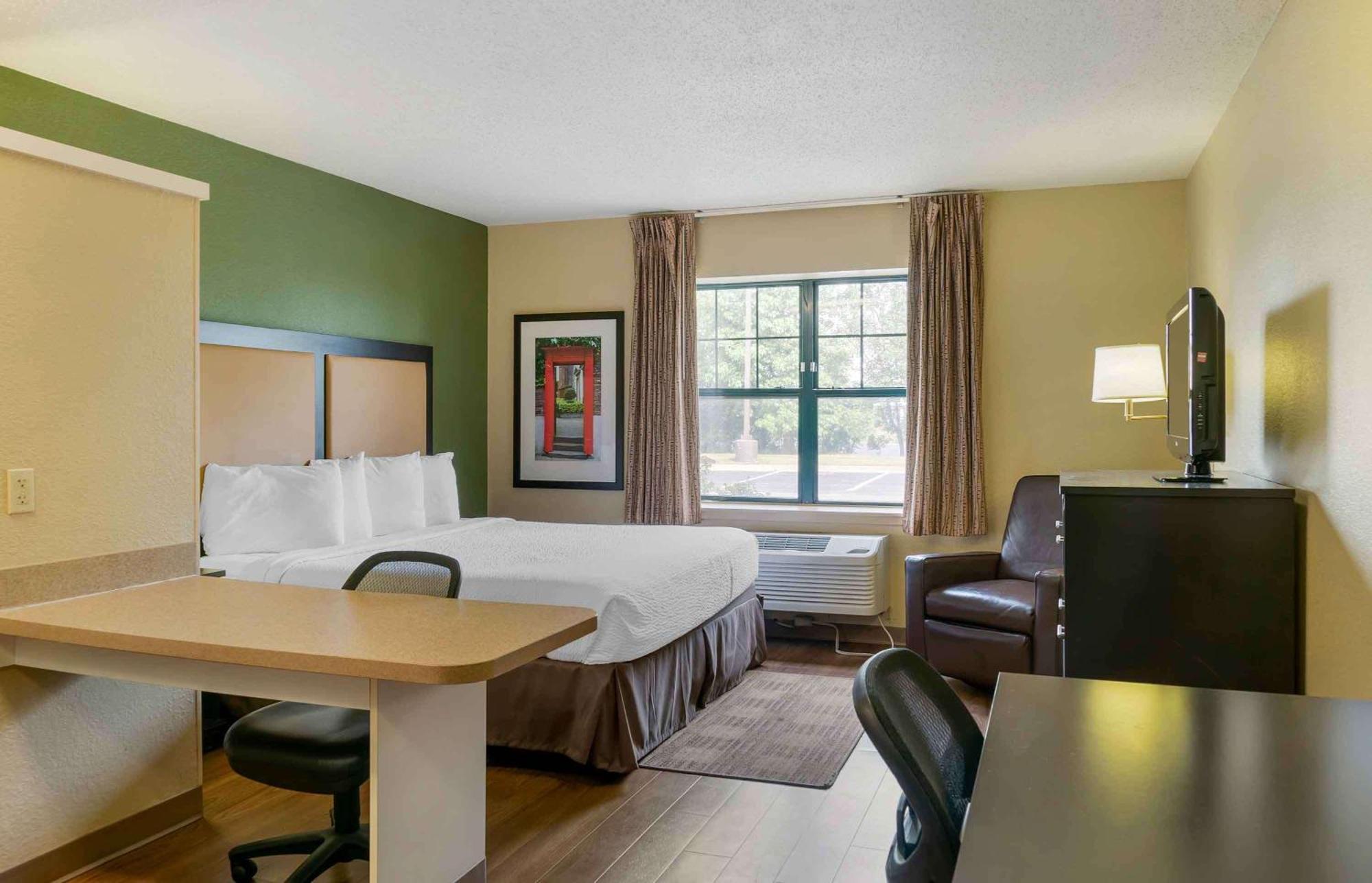 Extended Stay America Suites - Detroit - Мадісон-Гайтс Екстер'єр фото